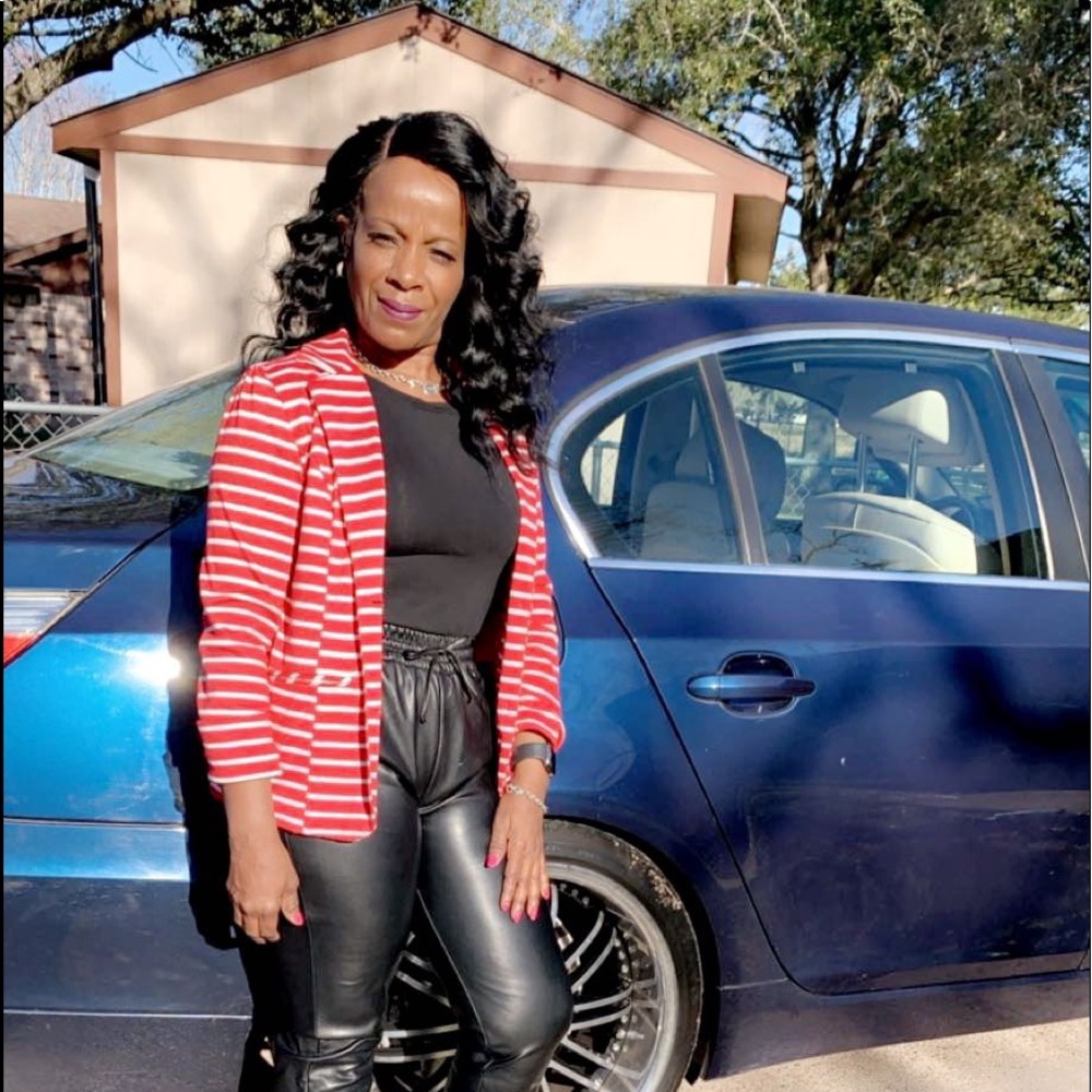 Meet your Posher, Helen